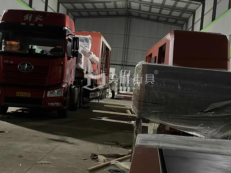 2022.10.6美城街具供應忻州第二車、第三車候車亭發(fā)貨記錄